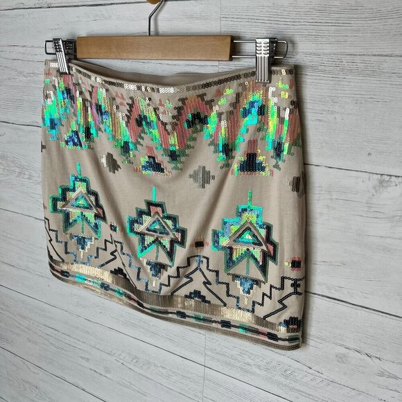 Express Skirt Womens Size S/P Tan Sequin Aztec Mini Sparkle Glam Summertime - Picture 10 of 13